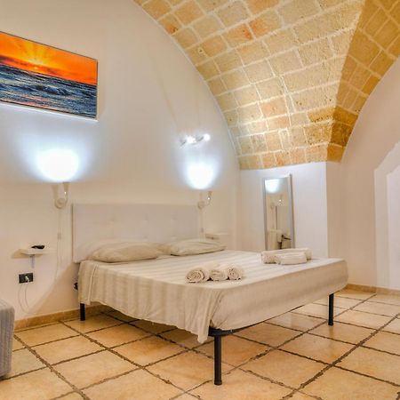 History Station Apartamento Brindisi Exterior foto