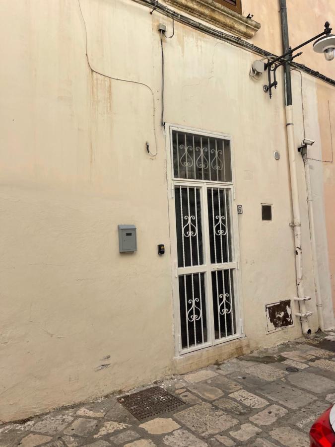 History Station Apartamento Brindisi Exterior foto