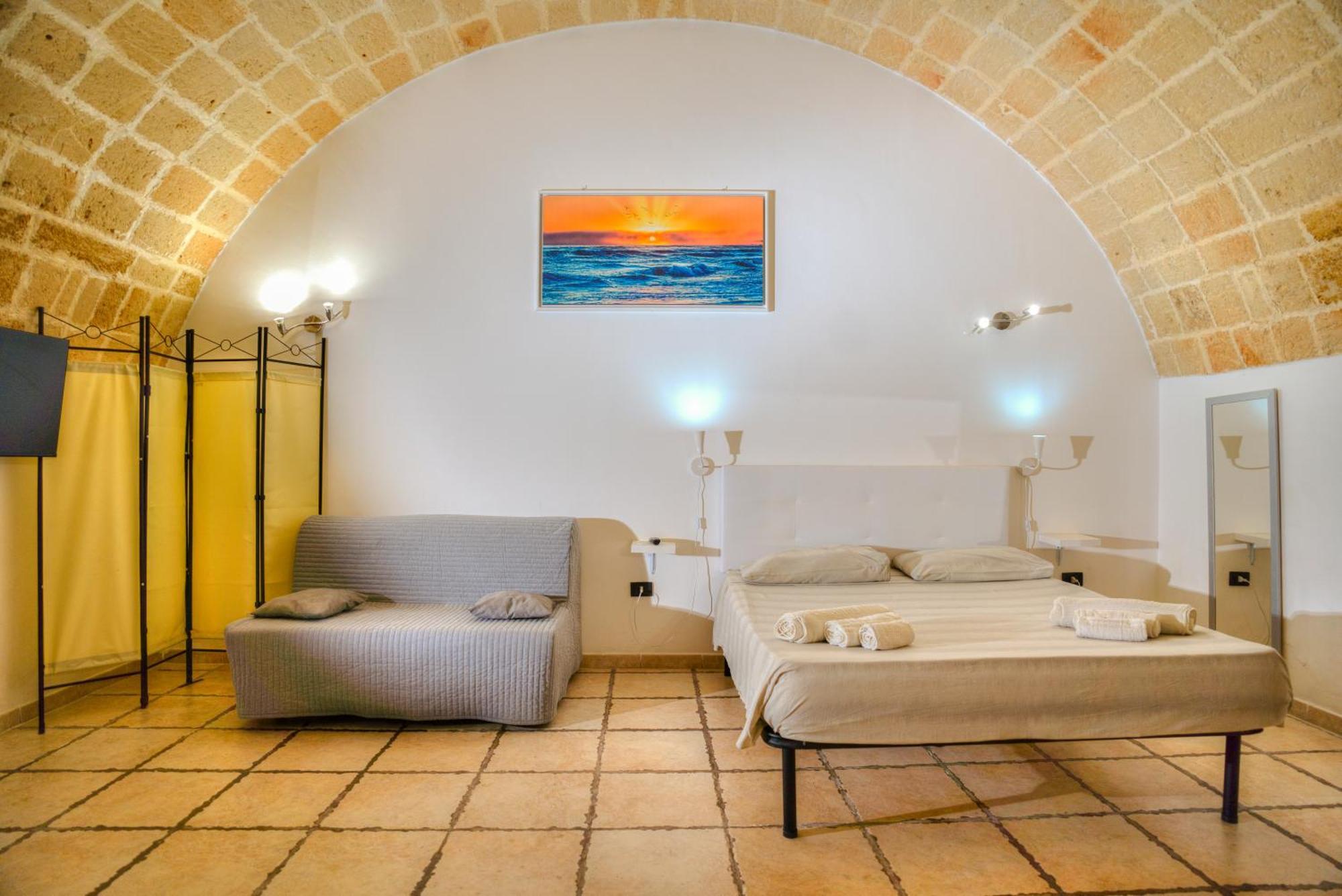 History Station Apartamento Brindisi Exterior foto